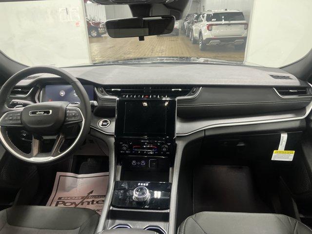 new 2025 Jeep Grand Cherokee car, priced at $38,391