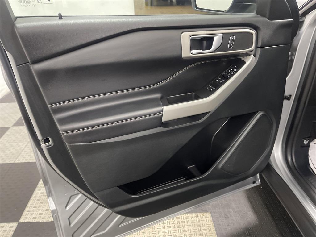 used 2024 Ford Explorer car, priced at $28,575