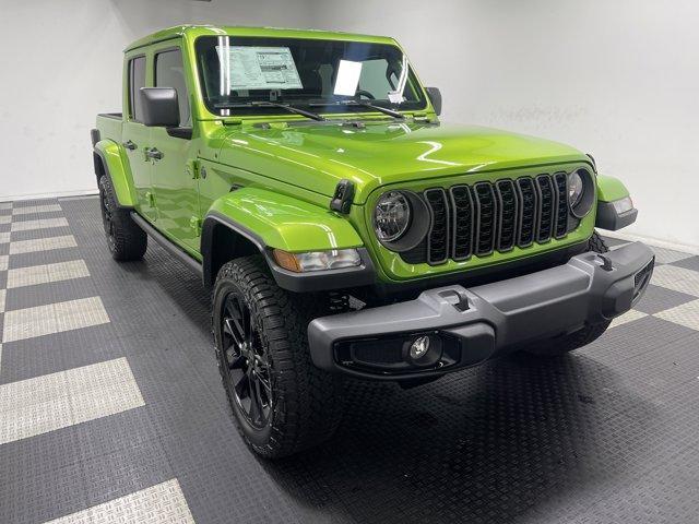 new 2025 Jeep Gladiator car, priced at $42,023