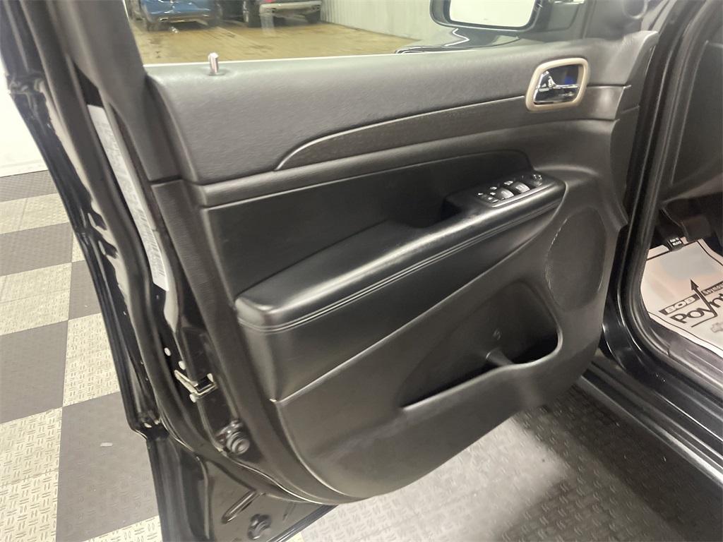 used 2016 Jeep Grand Cherokee car, priced at $14,289