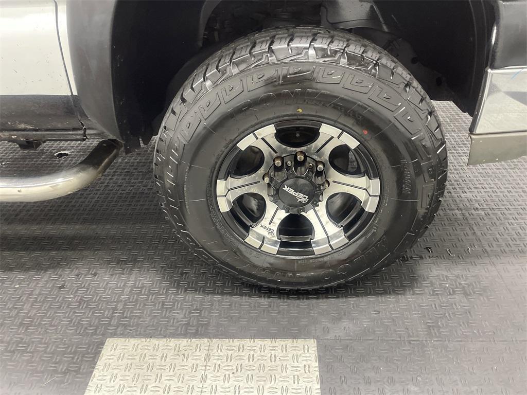used 2003 Chevrolet Silverado 2500 car, priced at $9,370