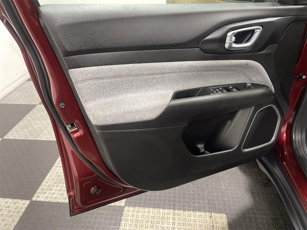 used 2022 Jeep Compass car, priced at $22,302