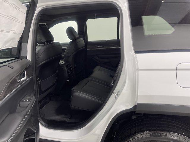 new 2025 Jeep Grand Cherokee car, priced at $47,476