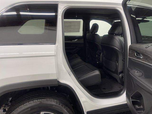 new 2025 Jeep Grand Cherokee car, priced at $47,476
