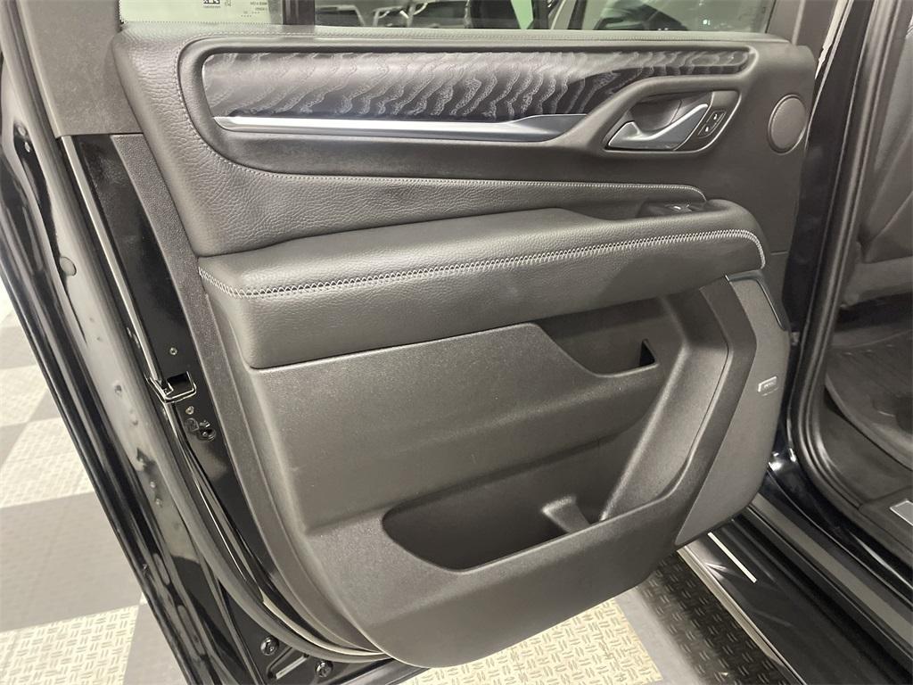 used 2022 GMC Yukon XL car, priced at $67,406