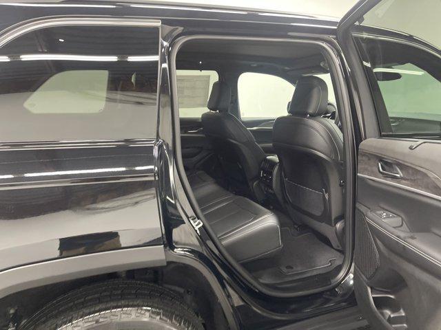 new 2025 Jeep Grand Cherokee car, priced at $48,071
