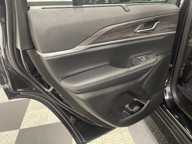 new 2025 Jeep Grand Cherokee car, priced at $48,071