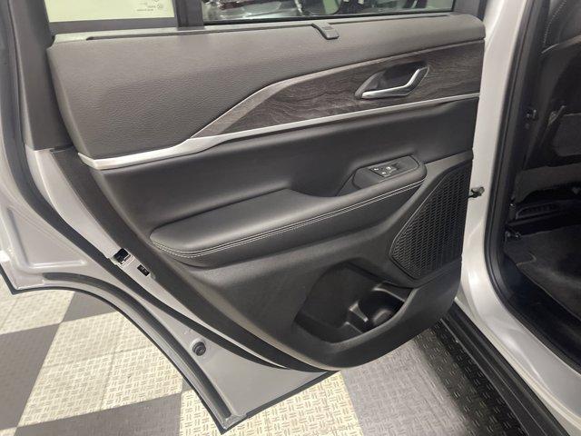 new 2025 Jeep Grand Cherokee car, priced at $46,257