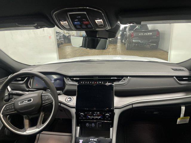 new 2025 Jeep Grand Cherokee L car, priced at $48,205