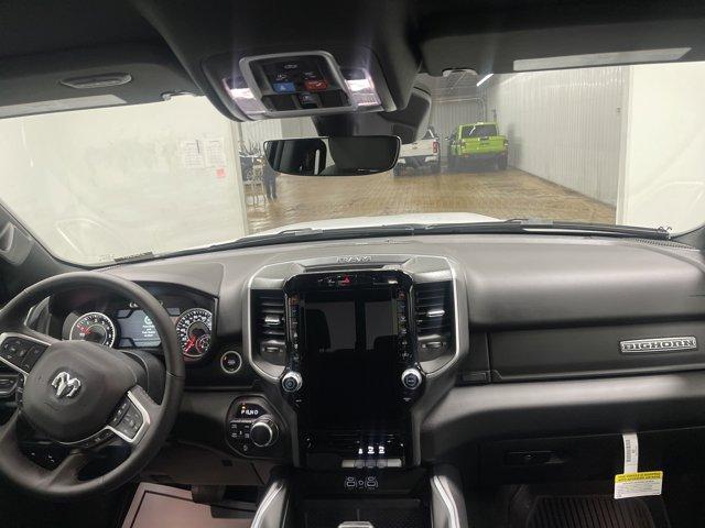 new 2025 Ram 1500 car, priced at $52,547