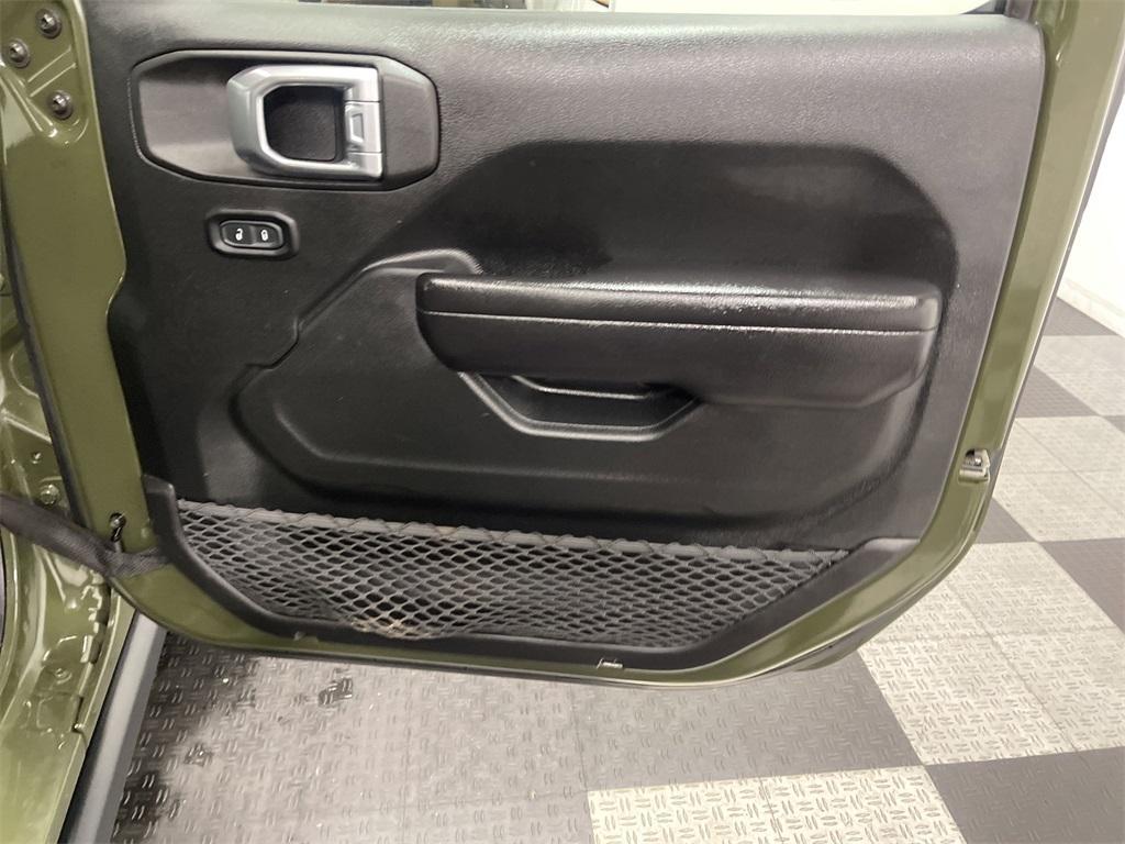 used 2021 Jeep Gladiator car, priced at $30,331