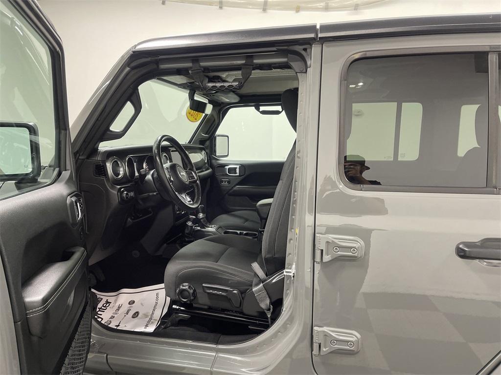used 2022 Jeep Wrangler Unlimited car, priced at $31,279