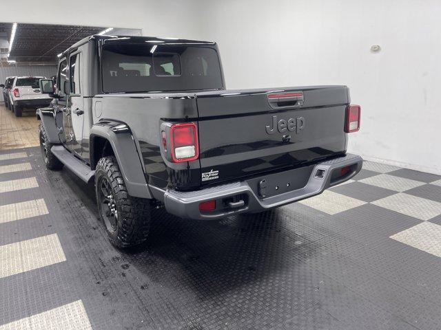 new 2025 Jeep Gladiator car, priced at $44,327