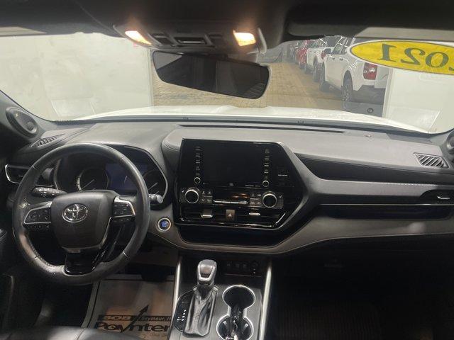 used 2021 Toyota Highlander car, priced at $30,521