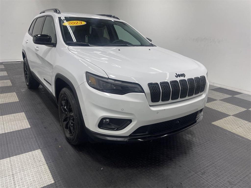 used 2023 Jeep Cherokee car, priced at $24,252