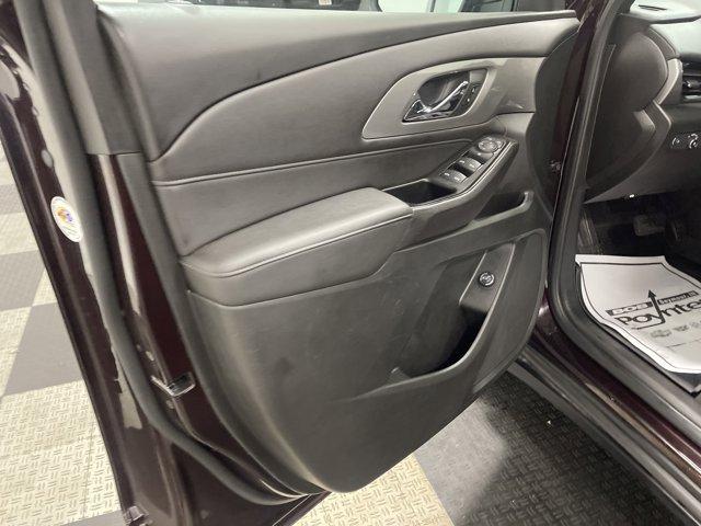 used 2023 Chevrolet Traverse car, priced at $31,628