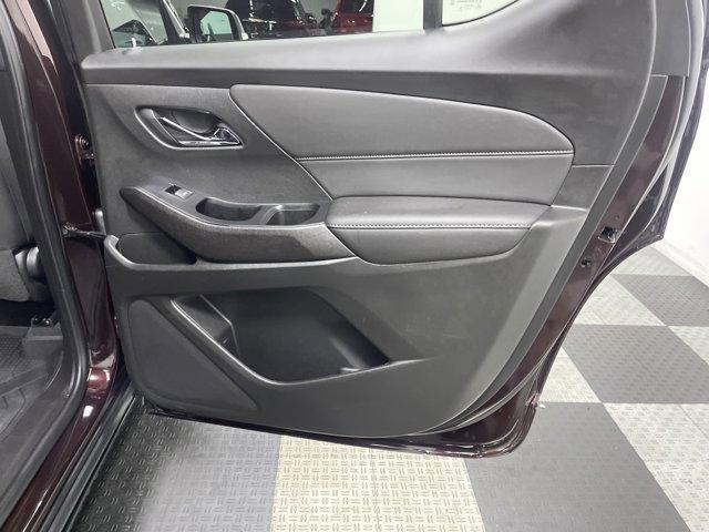 used 2023 Chevrolet Traverse car, priced at $31,628