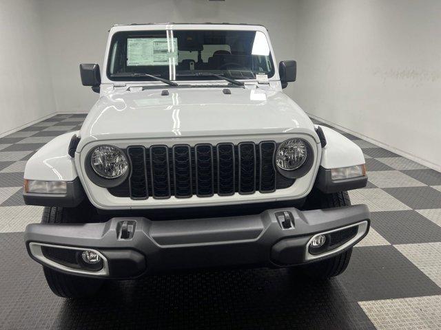 new 2024 Jeep Gladiator car, priced at $41,650