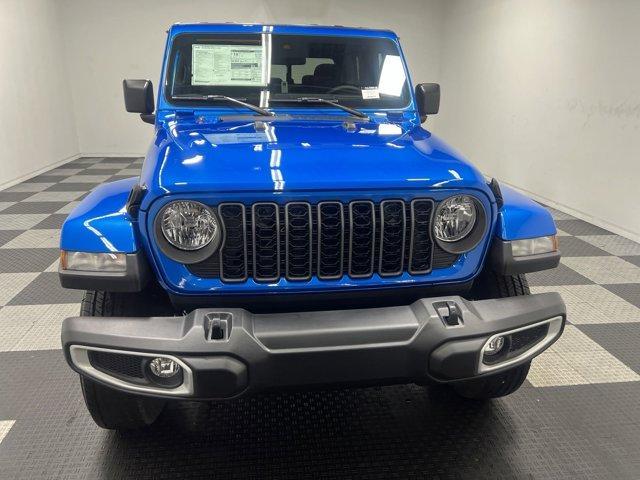 new 2024 Jeep Gladiator car, priced at $45,395