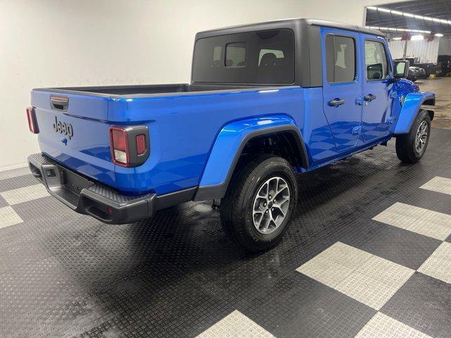 new 2024 Jeep Gladiator car, priced at $39,005