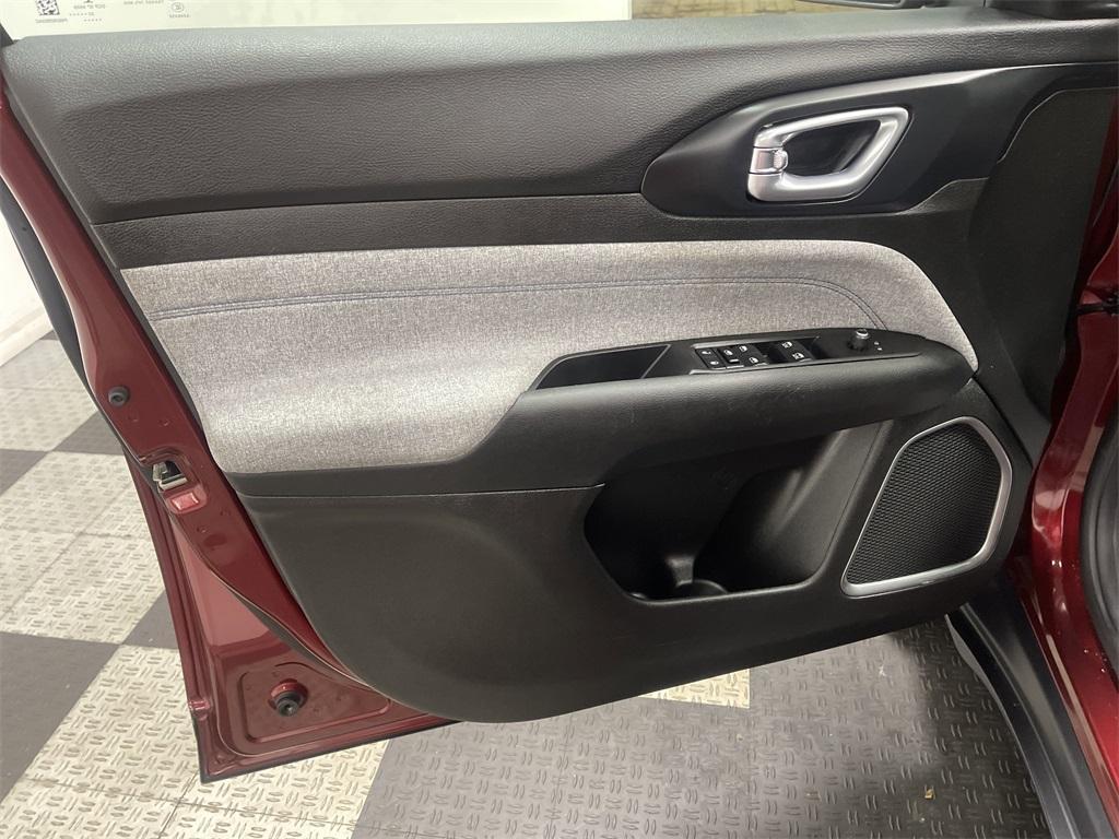 used 2022 Jeep Compass car, priced at $22,073