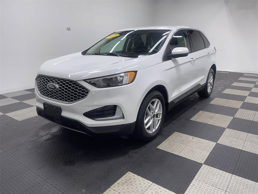 used 2024 Ford Edge car, priced at $27,778