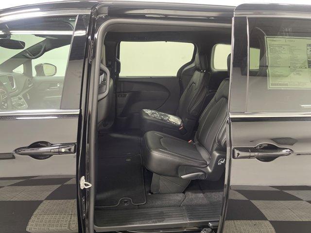new 2025 Chrysler Voyager car, priced at $38,080