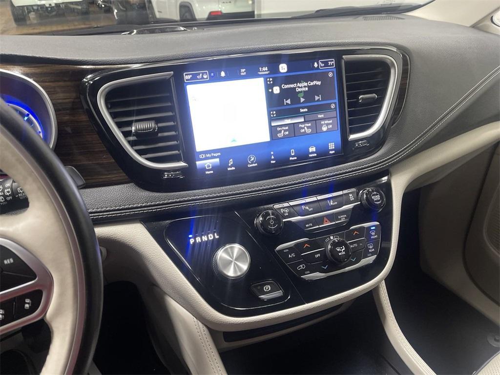 used 2021 Chrysler Pacifica Hybrid car, priced at $30,266