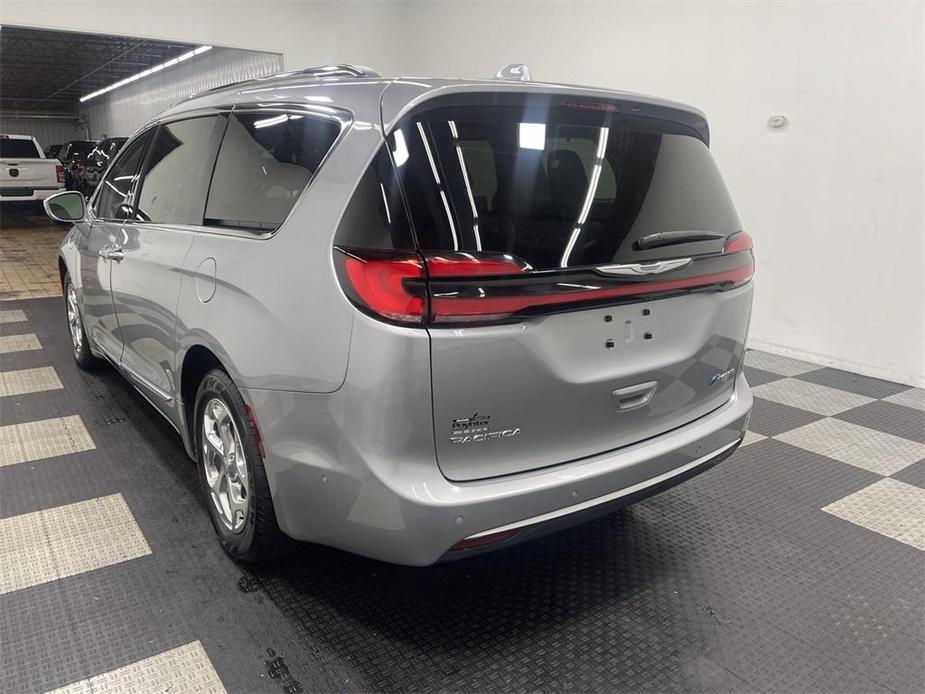 used 2021 Chrysler Pacifica Hybrid car, priced at $30,266