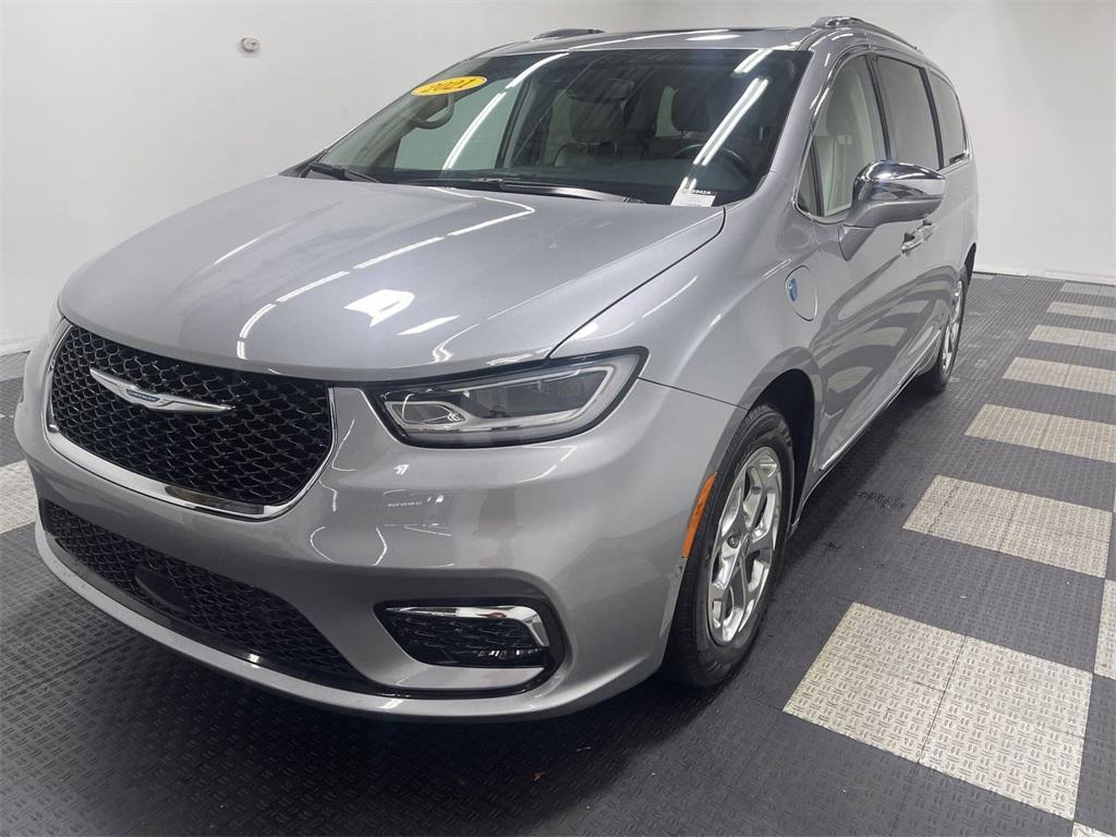 used 2021 Chrysler Pacifica Hybrid car, priced at $30,468