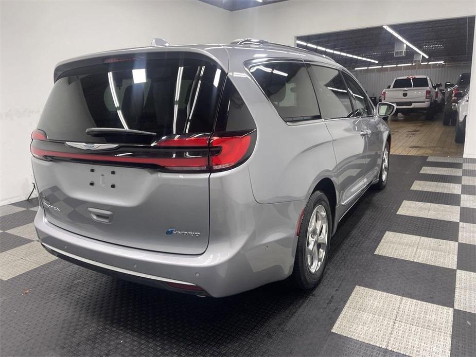 used 2021 Chrysler Pacifica Hybrid car, priced at $30,266