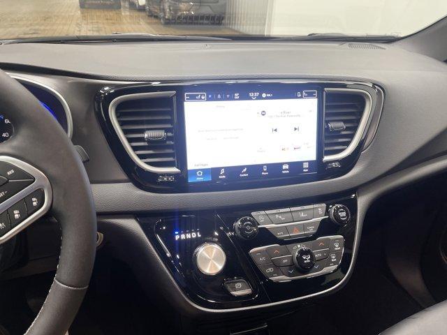 new 2025 Chrysler Voyager car, priced at $38,113