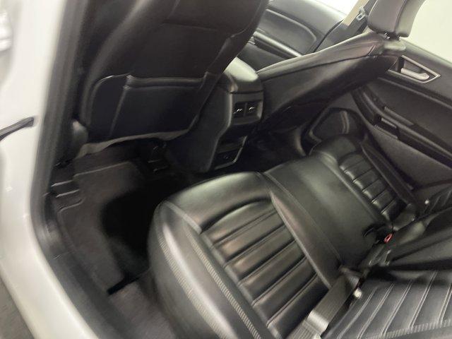used 2024 Ford Edge car, priced at $25,556