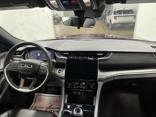 new 2025 Jeep Grand Cherokee car, priced at $41,753