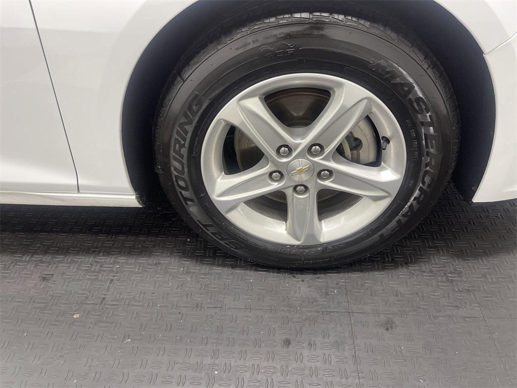 used 2024 Chevrolet Malibu car, priced at $23,026