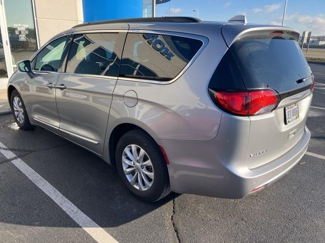 used 2017 Chrysler Pacifica car, priced at $14,900