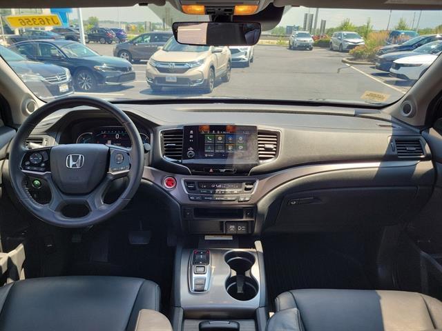 used 2022 Honda Pilot car, priced at $29,031