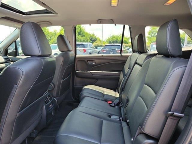 used 2022 Honda Pilot car, priced at $29,500