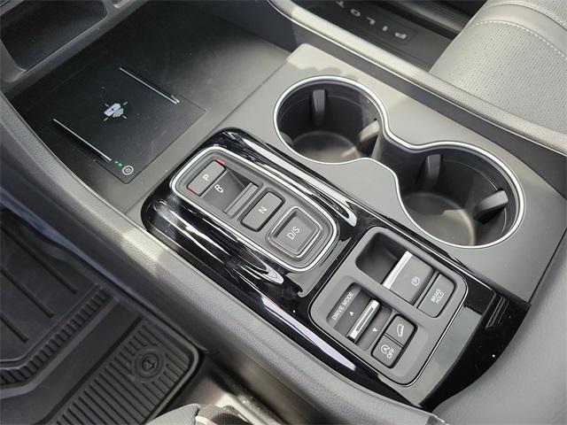 new 2025 Honda Pilot car, priced at $55,260