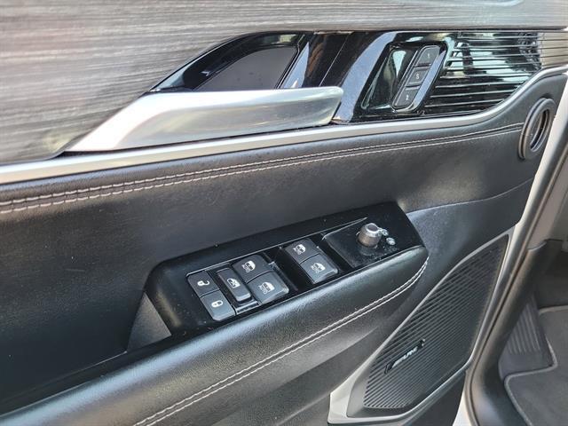 used 2024 Jeep Wagoneer L car, priced at $42,947
