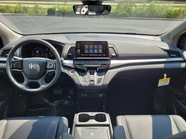 new 2025 Honda Odyssey car, priced at $43,625