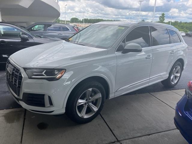 used 2020 Audi Q7 car, priced at $33,200