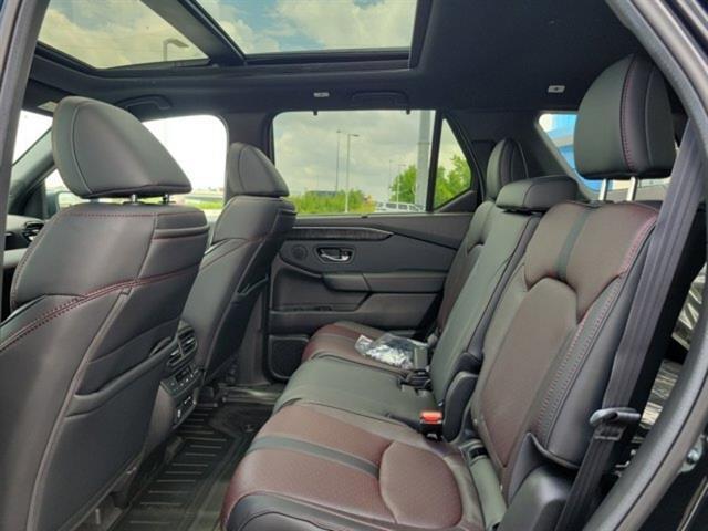 new 2025 Honda Pilot car, priced at $55,030