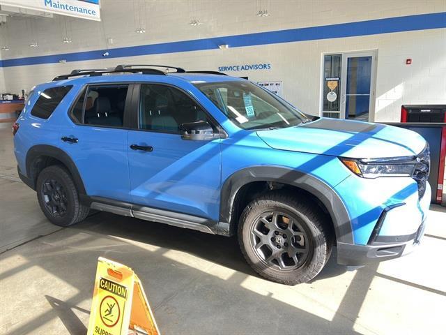 used 2023 Honda Pilot car, priced at $41,000