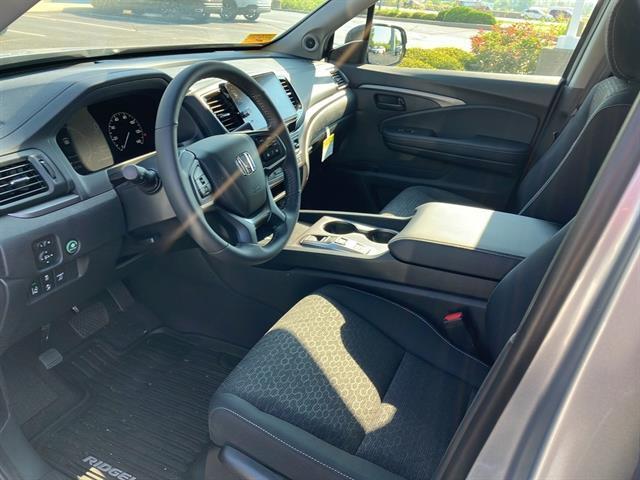 used 2025 Honda Ridgeline car, priced at $37,900