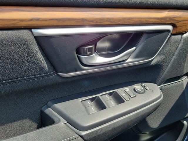 used 2020 Honda CR-V car, priced at $21,700