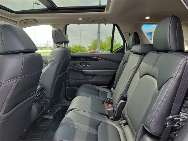 new 2025 Honda Pilot car, priced at $51,505