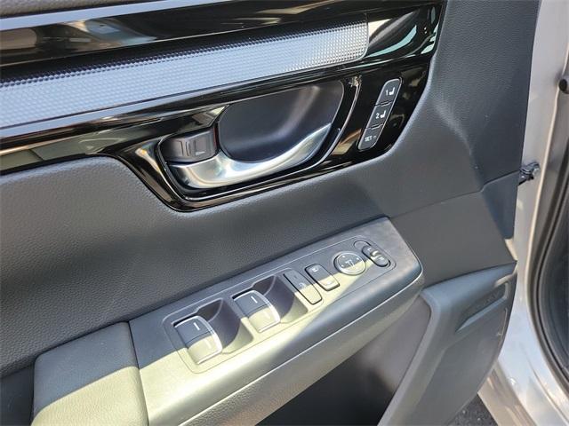 new 2025 Honda CR-V Hybrid car, priced at $42,295