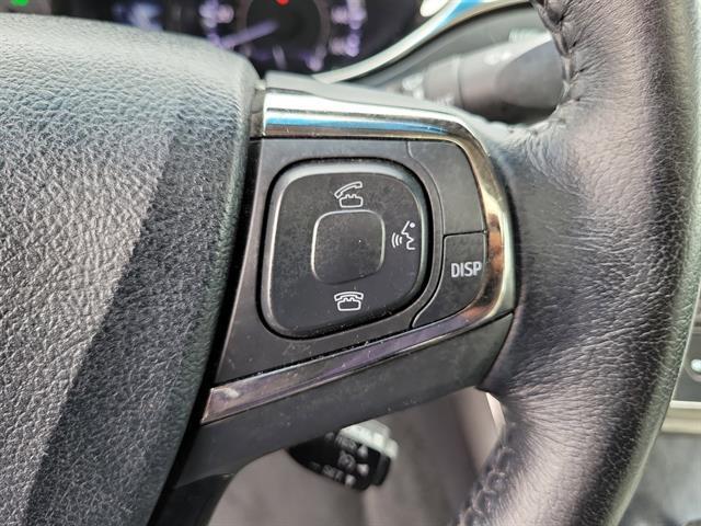 used 2013 Toyota Avalon Hybrid car, priced at $13,900