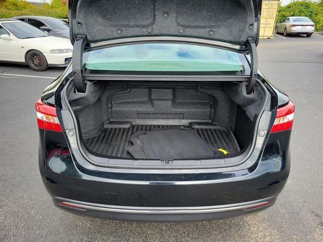 used 2013 Toyota Avalon Hybrid car, priced at $13,900